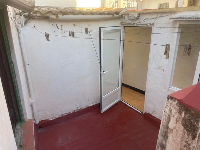 4 bedroom Townhouse for sale in Dénia - € 280,000 (Ref: 9421639)