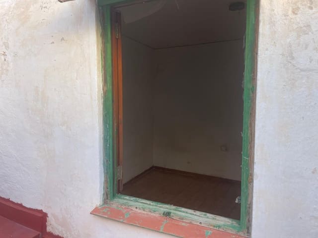 4 bedroom Townhouse for sale in Dénia - € 280,000 (Ref: 9421639)