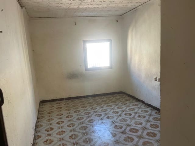 4 bedroom Townhouse for sale in Dénia - € 280,000 (Ref: 9421639)