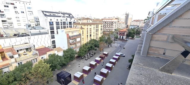 3 bedroom Penthouse for rent in Centro Urbano, Dénia with garage - € 1,300 (Ref: 9430715)