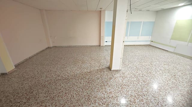 Commercial for sale in Gandia - € 220,000 (Ref: 9430717)