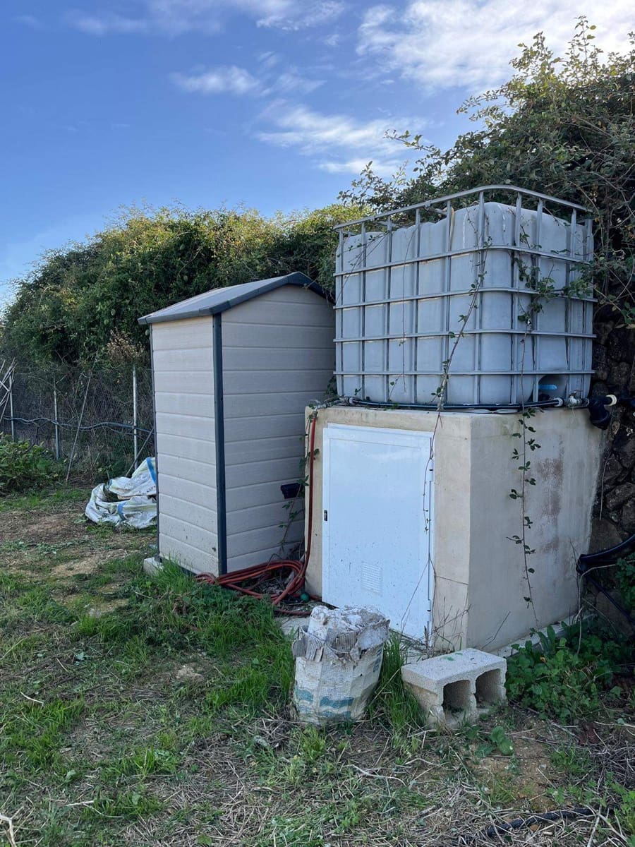 Tontti myytävänä paikassa Potries - 28 900 € (Ref: 9447351)