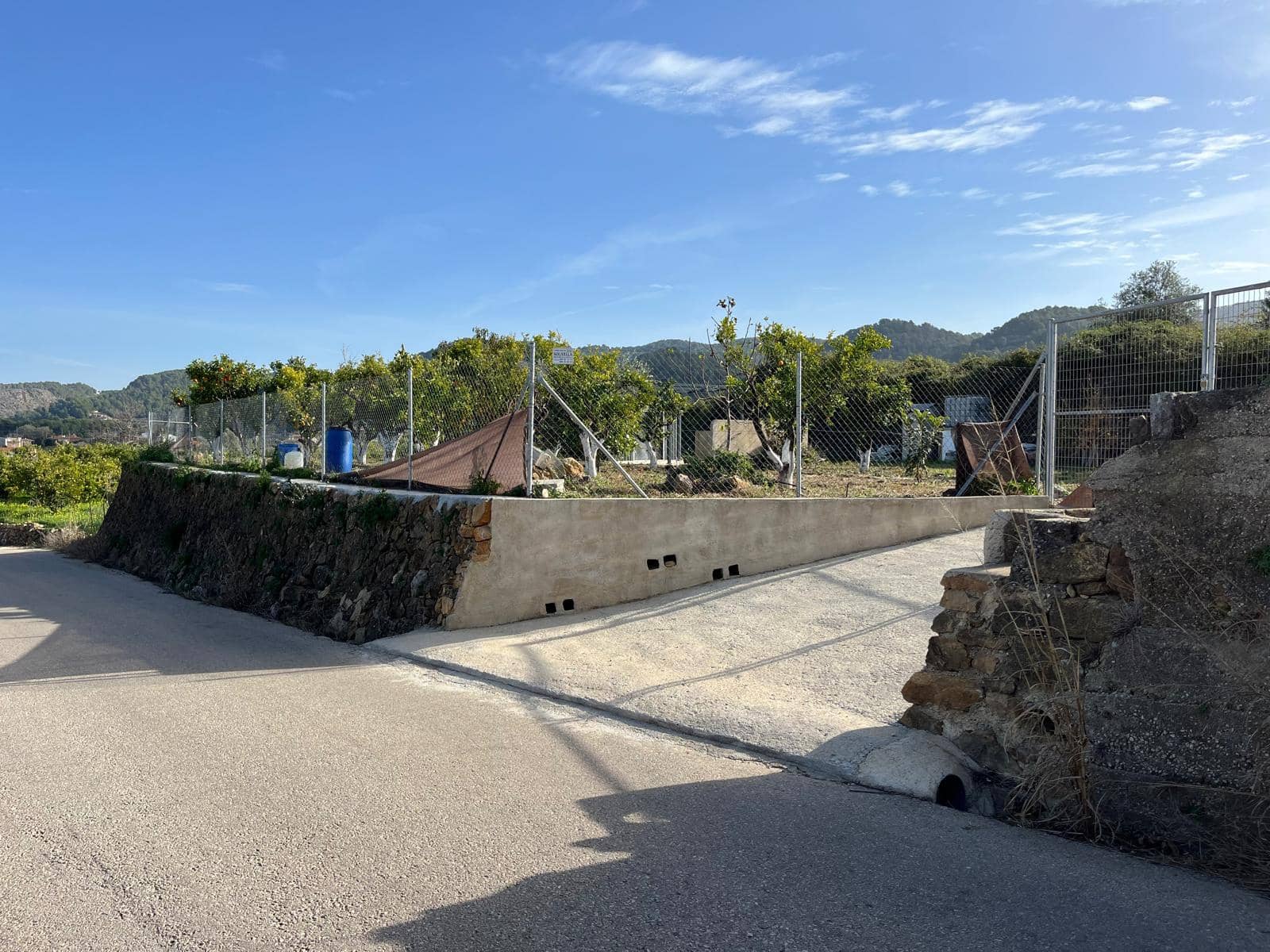 Tontti myytävänä paikassa Potries - 28 900 € (Ref: 9447351)