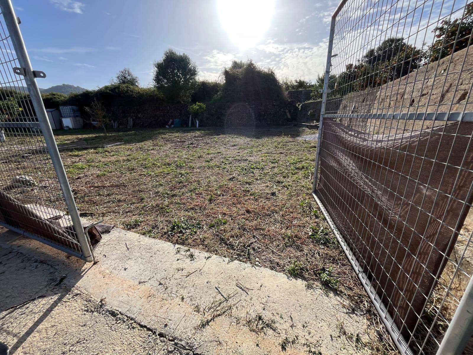 Tontti myytävänä paikassa Potries - 28 900 € (Ref: 9447351)