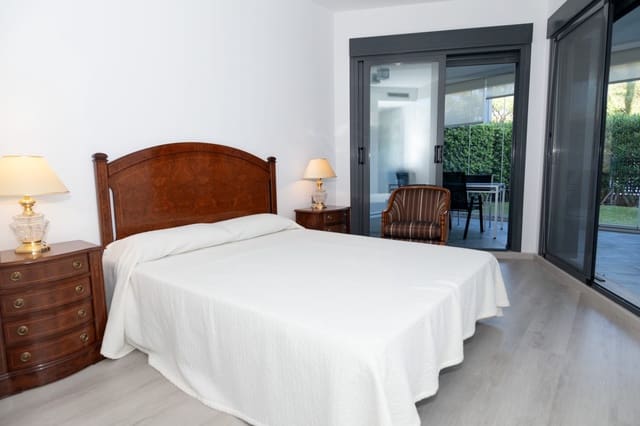 2 bedroom Apartment for sale in Dénia with pool garage - € 370,000 (Ref: 9506803)