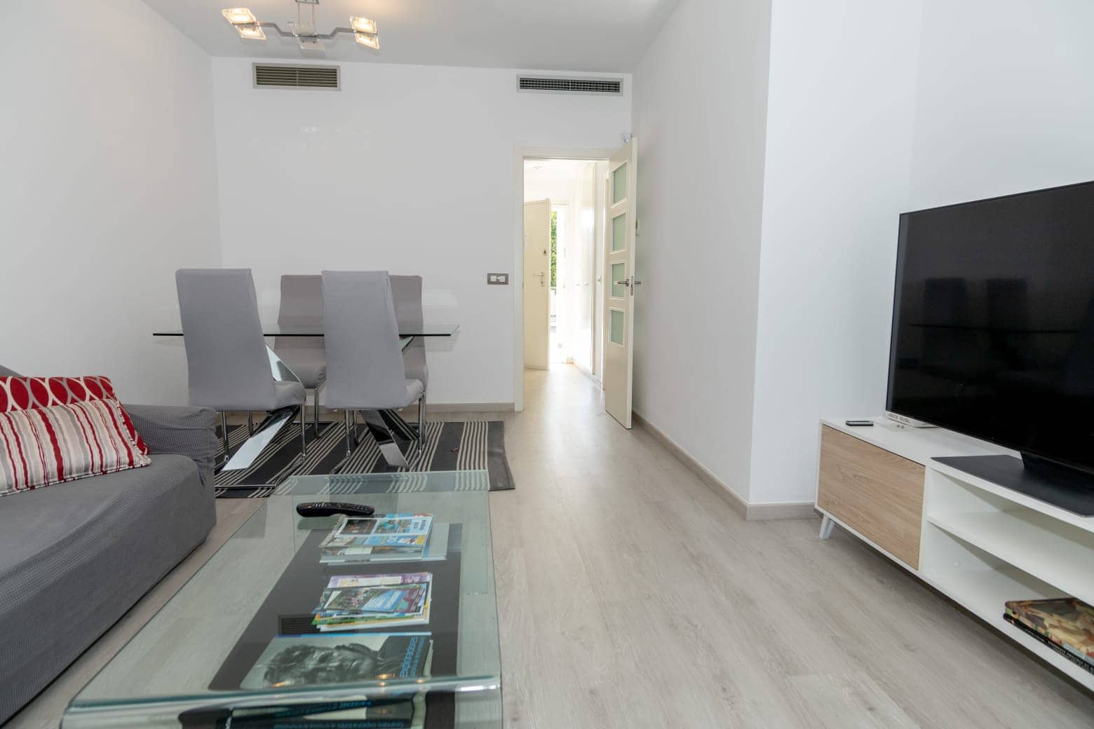 2 bedroom Apartment for sale in Denia with pool garage - € 370,000 (Ref: 9506803)