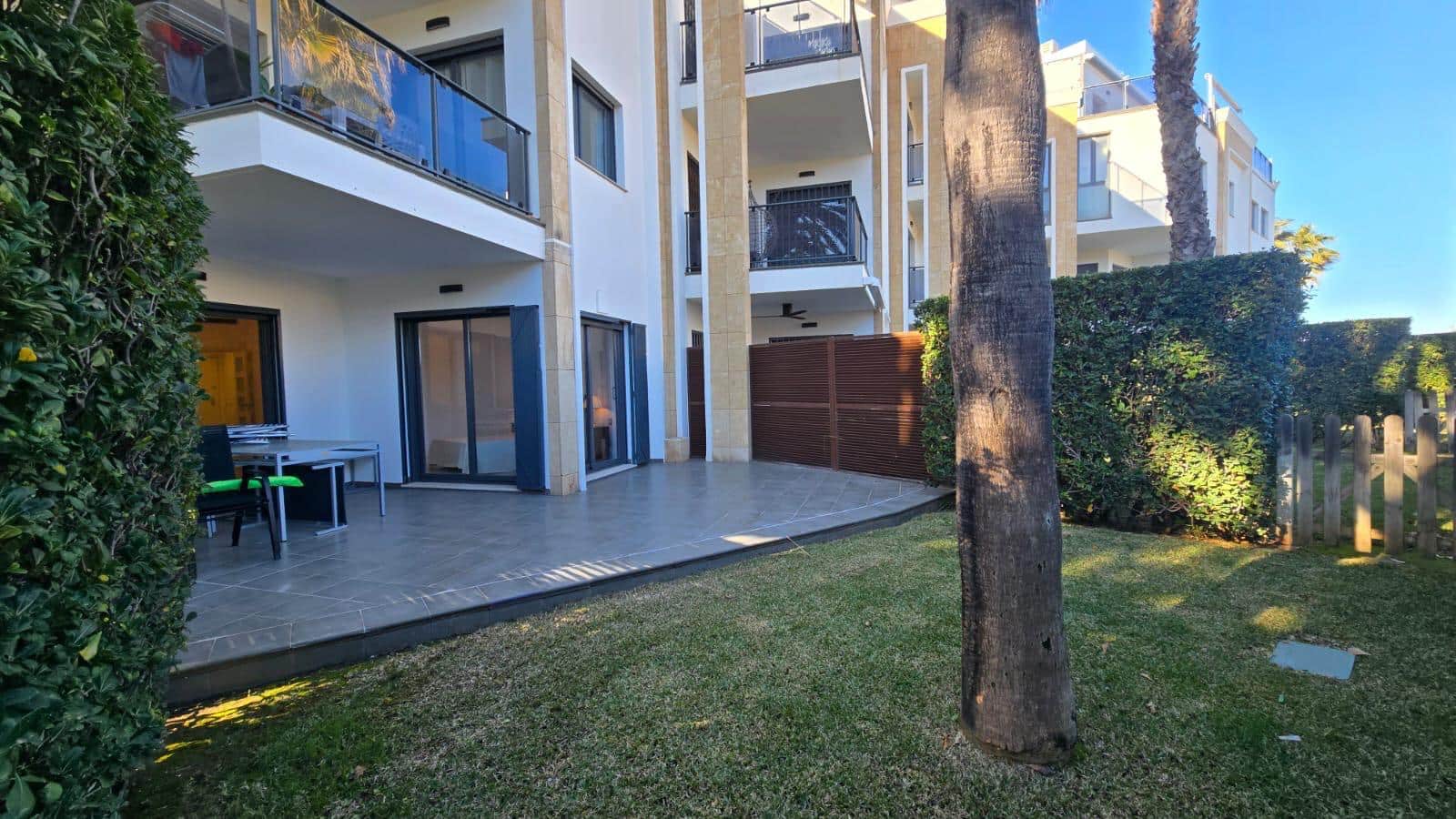 2 bedroom Apartment for sale in Denia with pool garage - € 370,000 (Ref: 9506803)