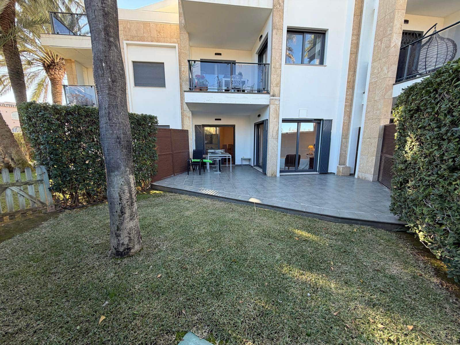 2 bedroom Apartment for sale in Denia with pool garage - € 370,000 (Ref: 9506803)