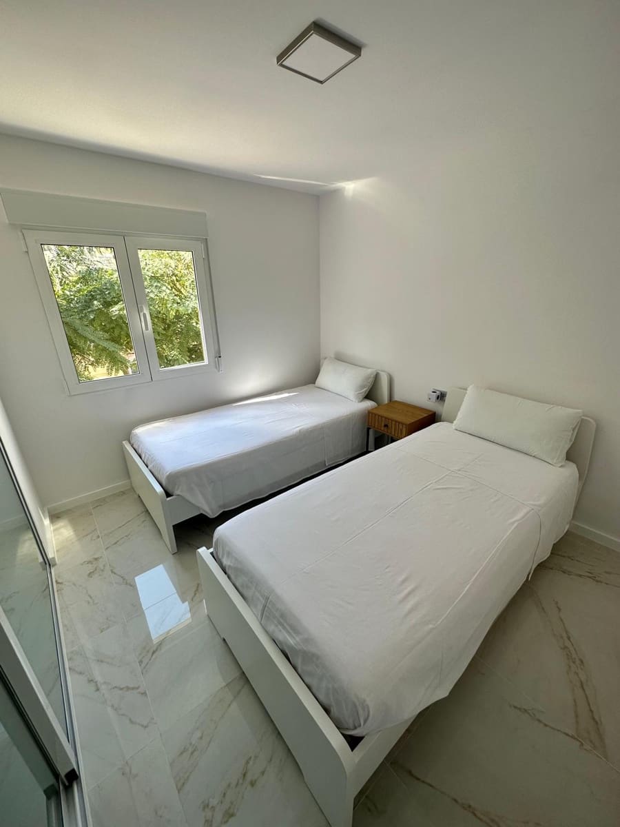 2 slaapkamer Flat te koop in Denia - € 189.000 (Ref: 9506804)