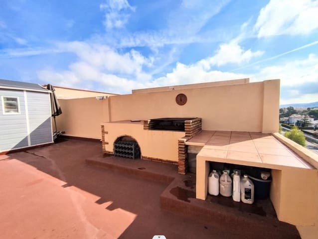 2 bedroom Penthouse for sale in Las Marinas / Les Marines, Dénia with garage - € 265,000 (Ref: 9625094)