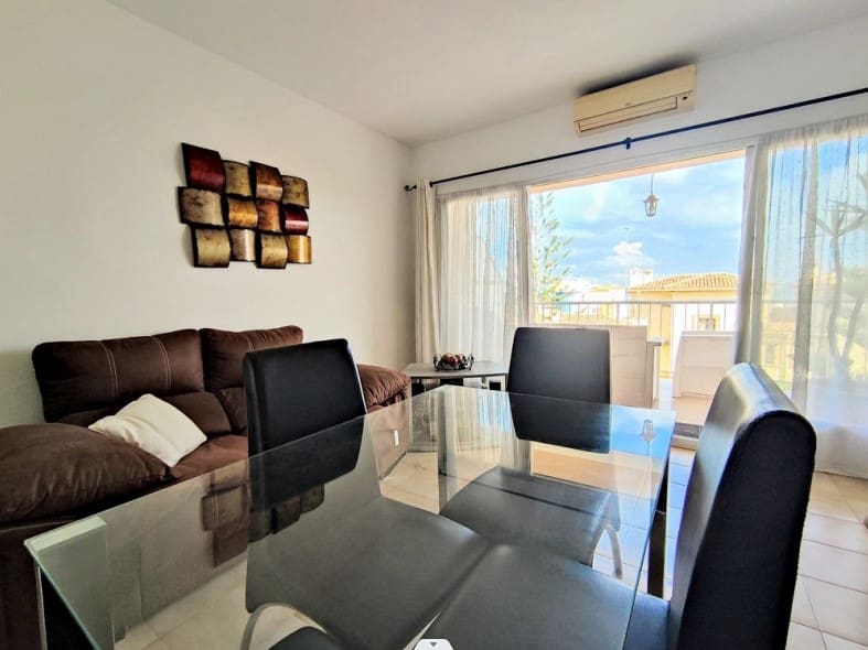 2 bedroom Penthouse for sale in Denia with garage - € 265,000 (Ref: 9625094)
