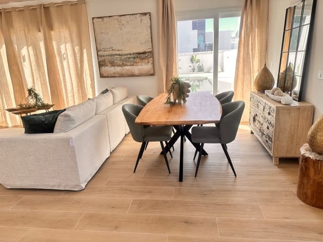 3 Zimmer Villa zu verkaufen in Centro Urbano, Dénia - 449.000 € (Ref: 9625096)