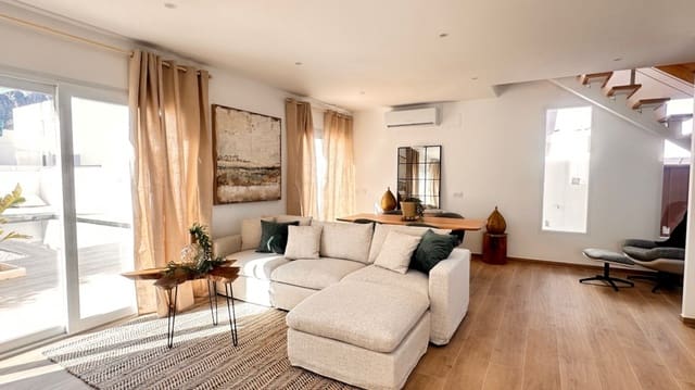 3 Zimmer Villa zu verkaufen in Centro Urbano, Dénia - 449.000 € (Ref: 9625096)