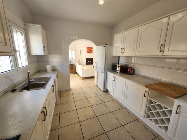 4 slaapkamer Villa te koop in Monte Pedreguer, Pedreguer met zwembad - € 465.000 (Ref: 9625101)