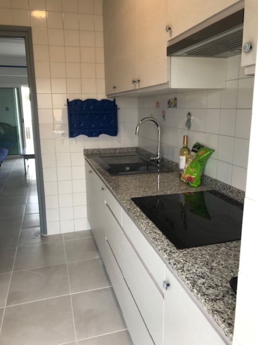 2 slaapkamer Appartement te koop in Denia met garage - € 179.500 (Ref: 9625106)