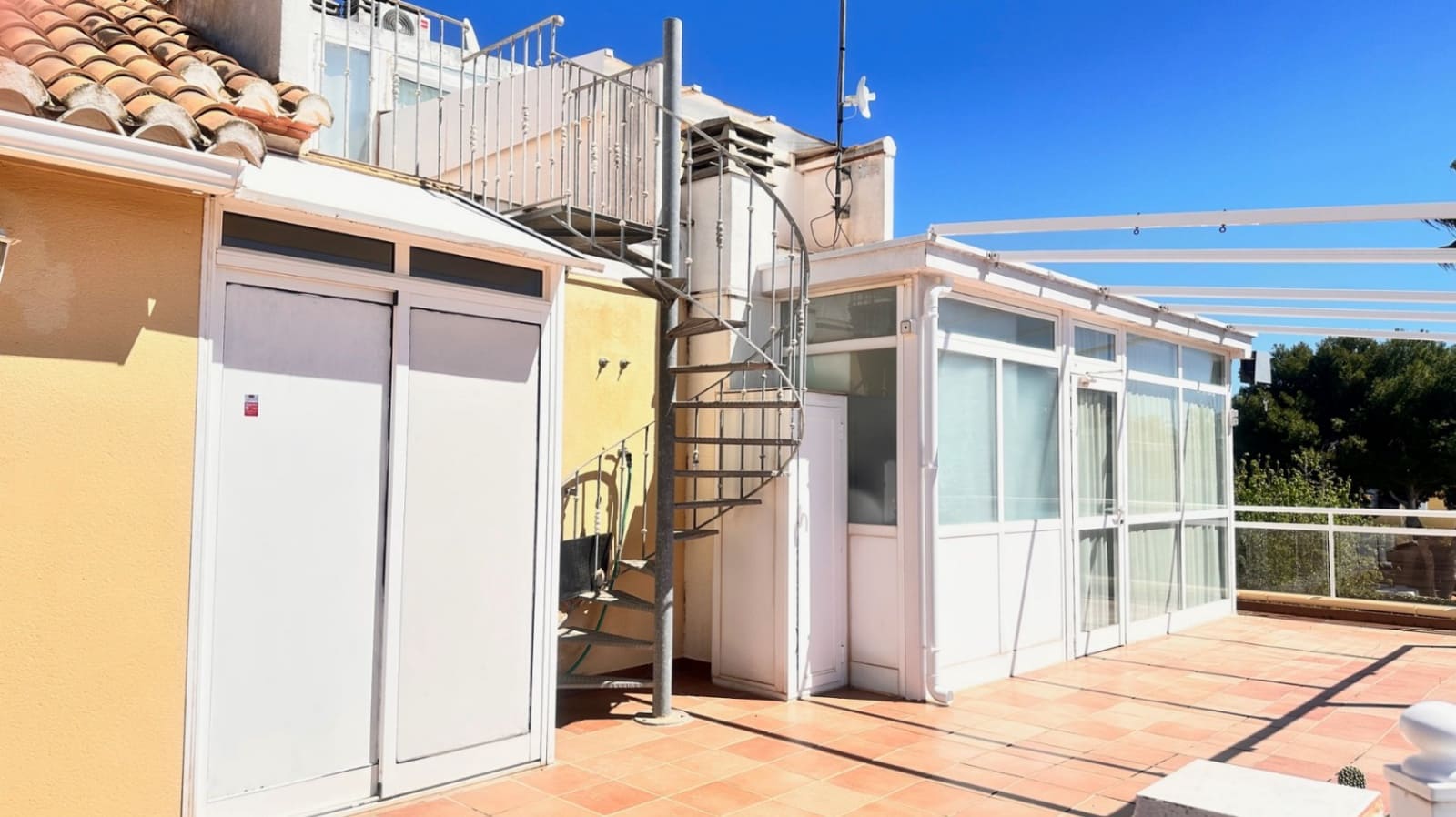 3 bedroom Penthouse for sale in Denia - € 360,000 (Ref: 9625110)