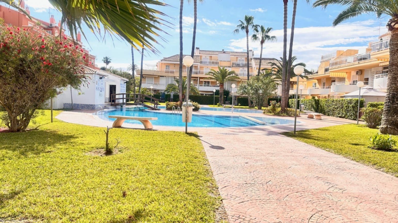 3 bedroom Penthouse for sale in Denia - € 360,000 (Ref: 9625110)