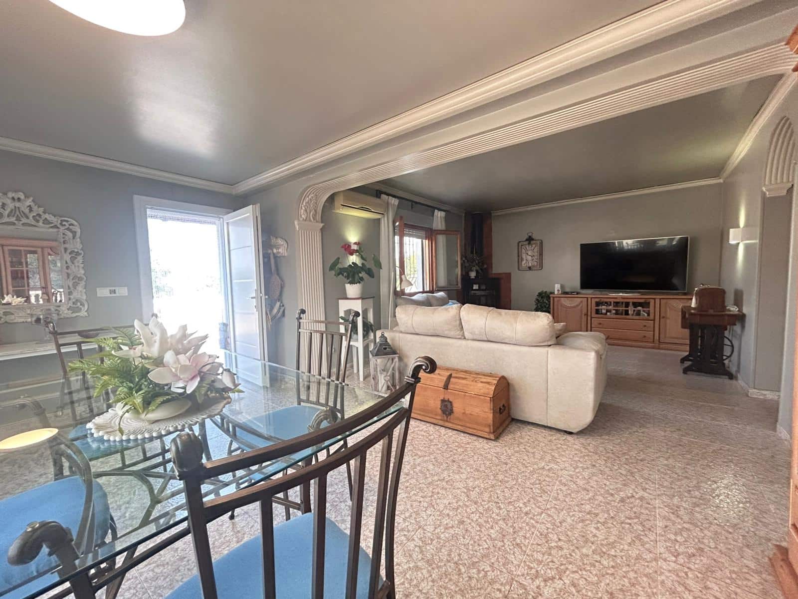 Chalet de 4 habitaciones en Dénia en venta con garaje - 490.000 € (Ref: 9625113)