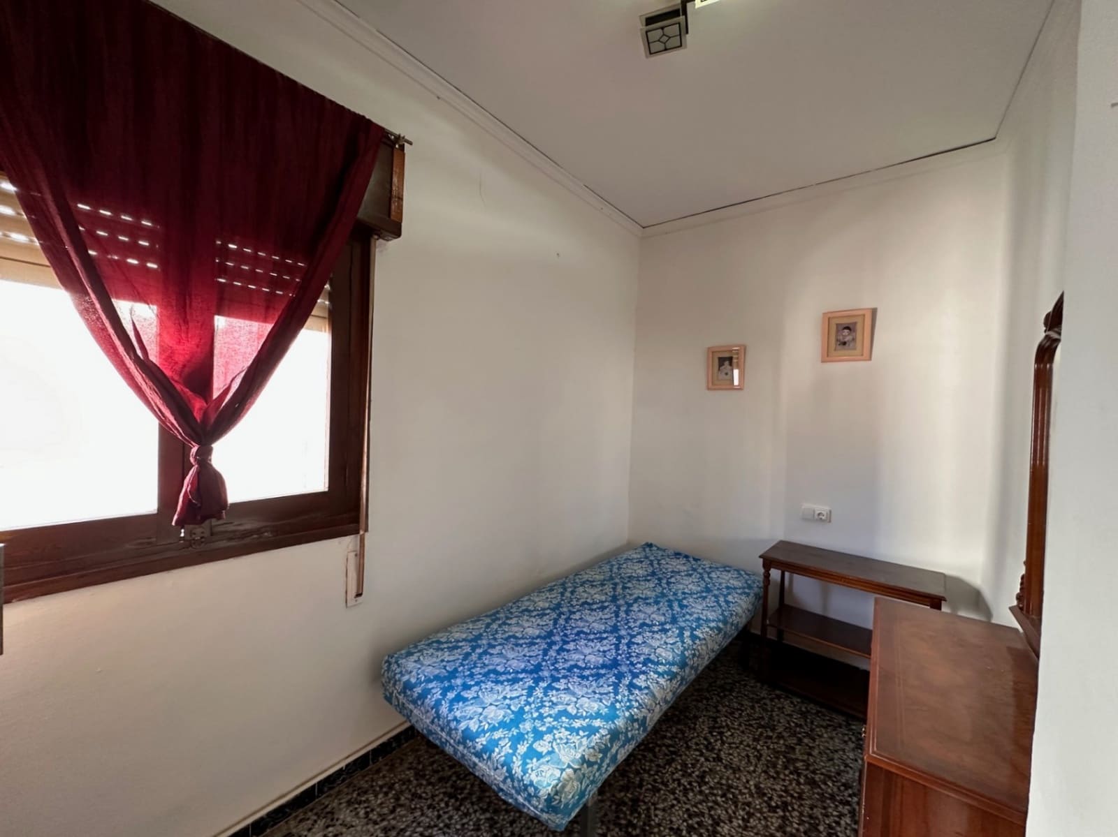 Piso de 3 habitaciones en Dénia en venta - 160.000 € (Ref: 9625119)