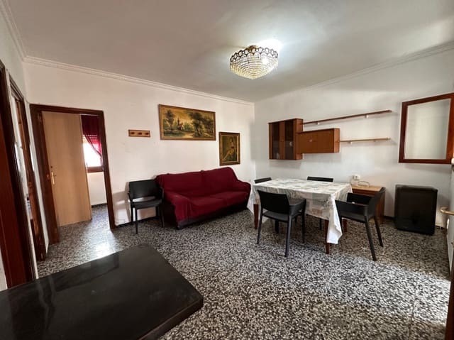 Piso de 3 habitaciones en Centro Urbano, Dénia en venta - 160.000 € (Ref: 9625119)