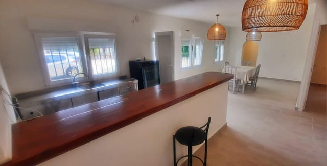 5 quarto Moradia para venda em Las Rotas / Les Rotes, Dénia com garagem - 590 000 € (Ref: 9625122)