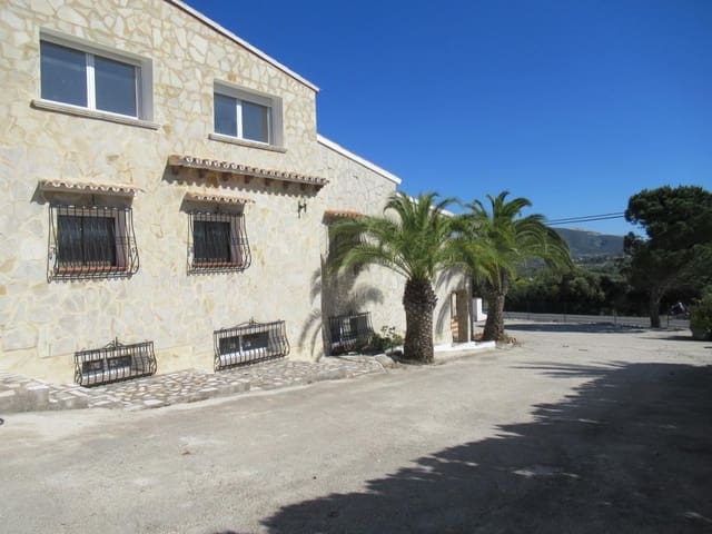 5 bedroom Villa for sale in Javea / Xàbia with garage - € 2,500,000 (Ref: 9625124)