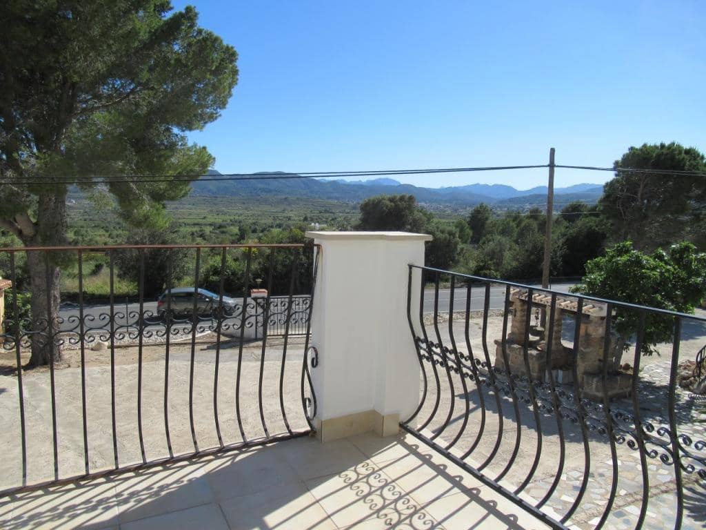 5 bedroom Villa for sale in Javea / Xabia with garage - € 2,500,000 (Ref: 9625124)