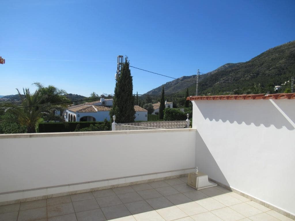 5 bedroom Villa for sale in Javea / Xabia with garage - € 2,500,000 (Ref: 9625124)