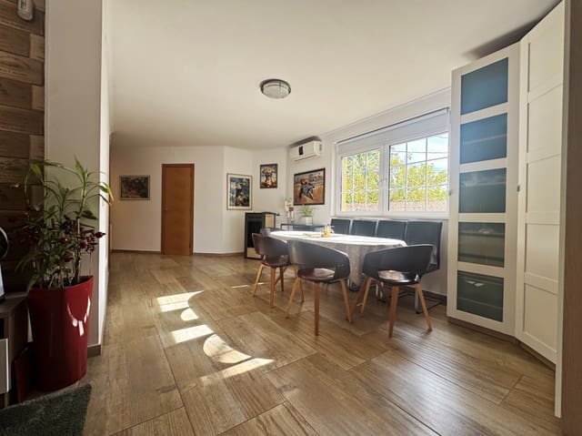 3 soverom Villa til salgs i Las Marinas / Les Marines, Dénia med svømmebasseng garasje - € 659 000 (Ref: 9669452)