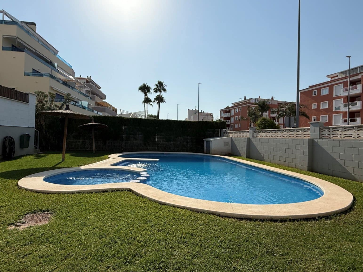 3 sypialnia Penthouse na sprzedaż w Denia z basenem garażem - 470 000 € (Ref: 9669457)