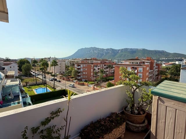 3 sypialnia Penthouse na sprzedaż w Centro Urbano, Dénia z basenem garażem - 470 000 € (Ref: 9669457)