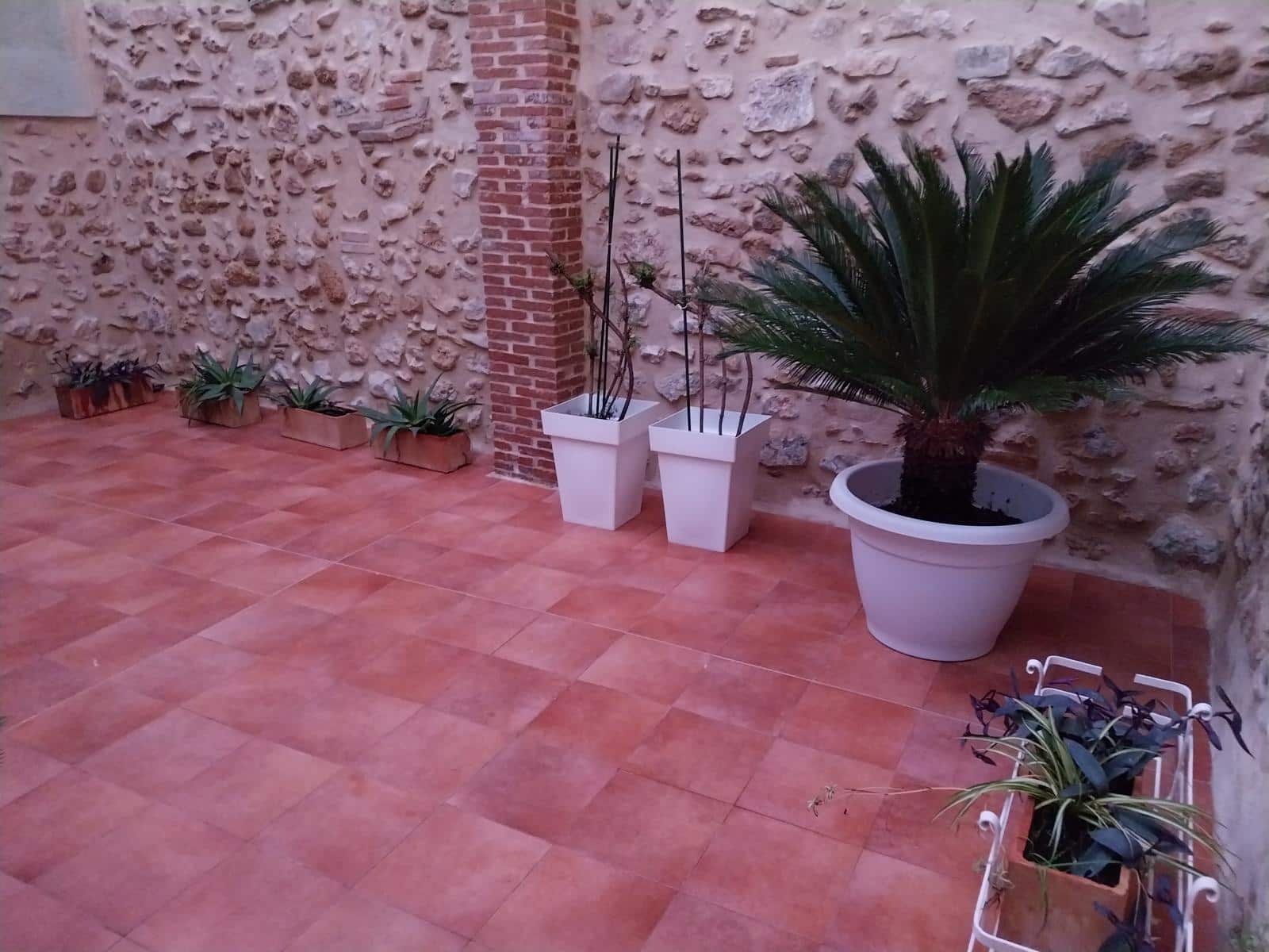 4 bedroom Townhouse for sale in Barx with garage - € 250,000 (Ref: 9829948)