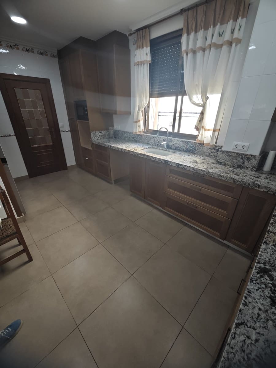 7 soveværelse Byhus til salg i Alqueria de la Comtessa - € 255.000 (Ref: 9870421)
