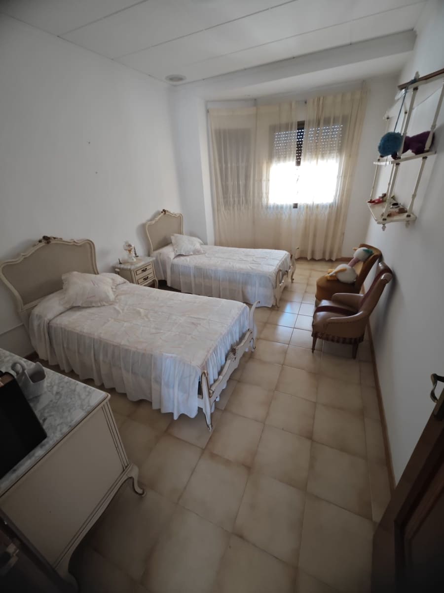 7 soveværelse Byhus til salg i Alqueria de la Comtessa - € 255.000 (Ref: 9870421)