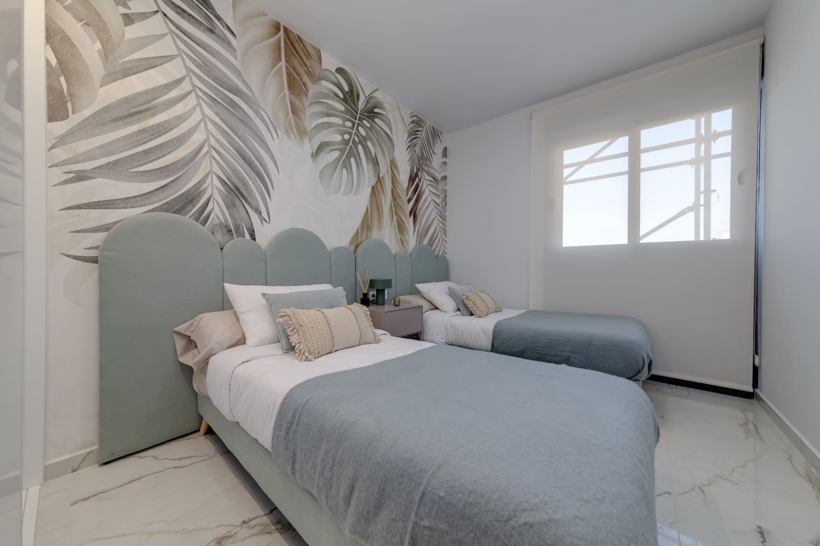 Apartamento de 2 habitaciones en Orihuela Costa en venta con piscina garaje - 339.000 € (Ref: 8277653)