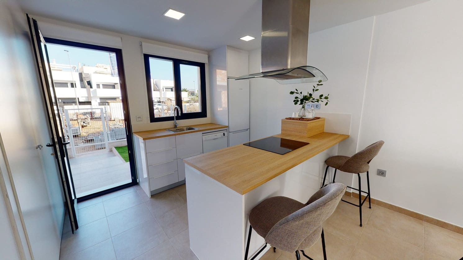 3 makuuhuone Huvila myytävänä paikassa Los Alcazares - 395 000 € (Ref: 8280043)