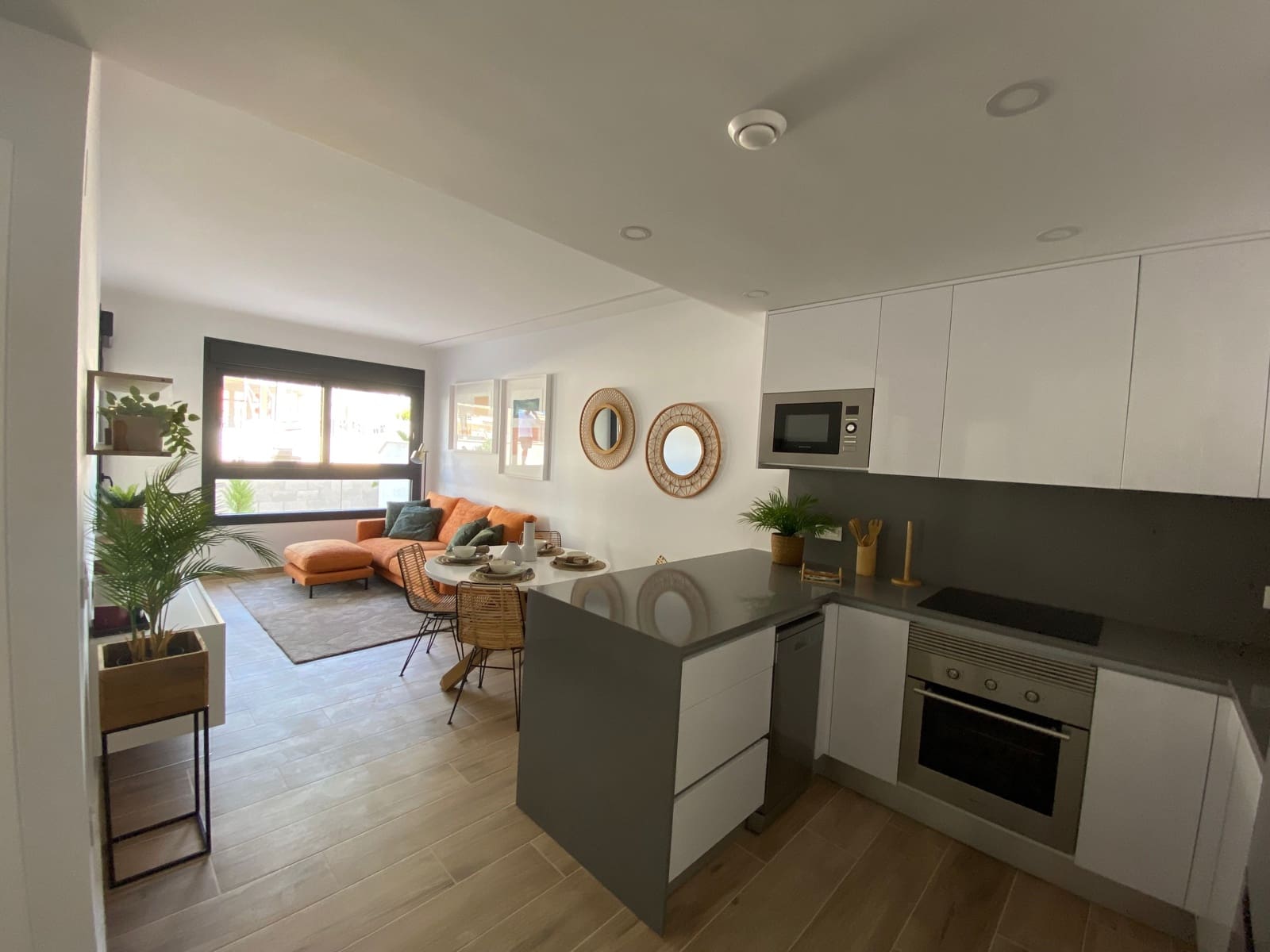 2 bedroom Apartment for sale in Orihuela Costa with pool - € 222,000 (Ref: 8296032)