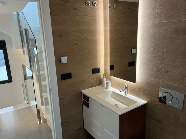 2 quarto Bungalow para venda em Guardamar del Segura com piscina - 299 000 € (Ref: 8395750)