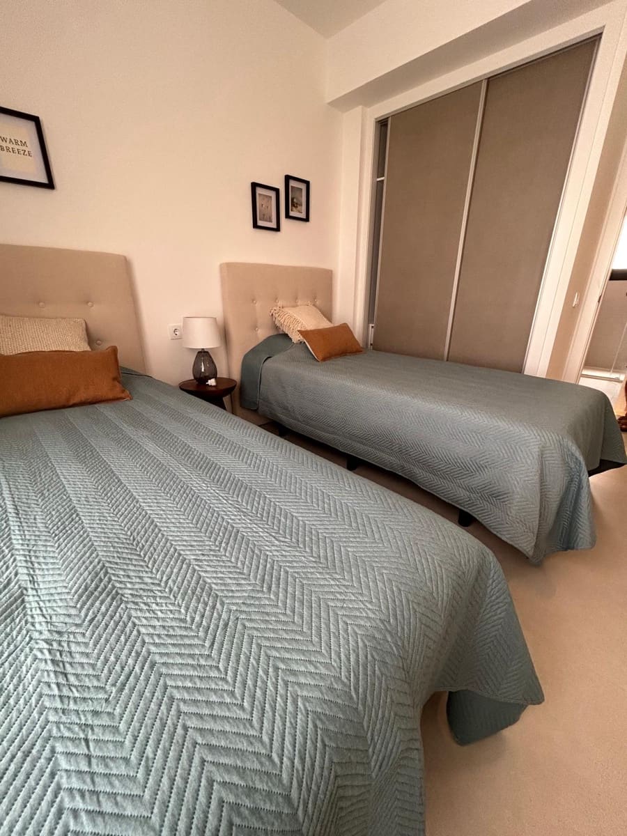 2 quarto Apartamento para venda em La Veleta com piscina - 339 600 € (Ref: 8404269)