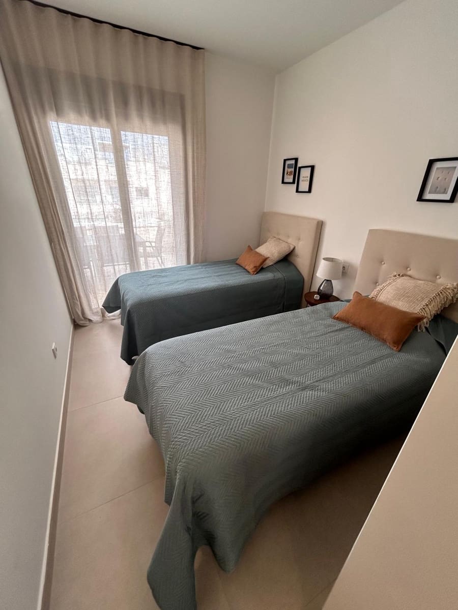 2 quarto Apartamento para venda em La Veleta com piscina - 339 600 € (Ref: 8404269)