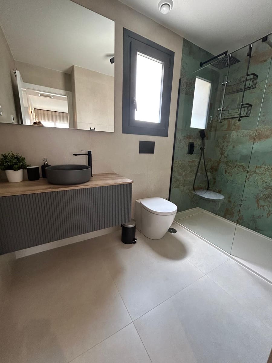 2 quarto Apartamento para venda em La Veleta com piscina - 339 600 € (Ref: 8404269)