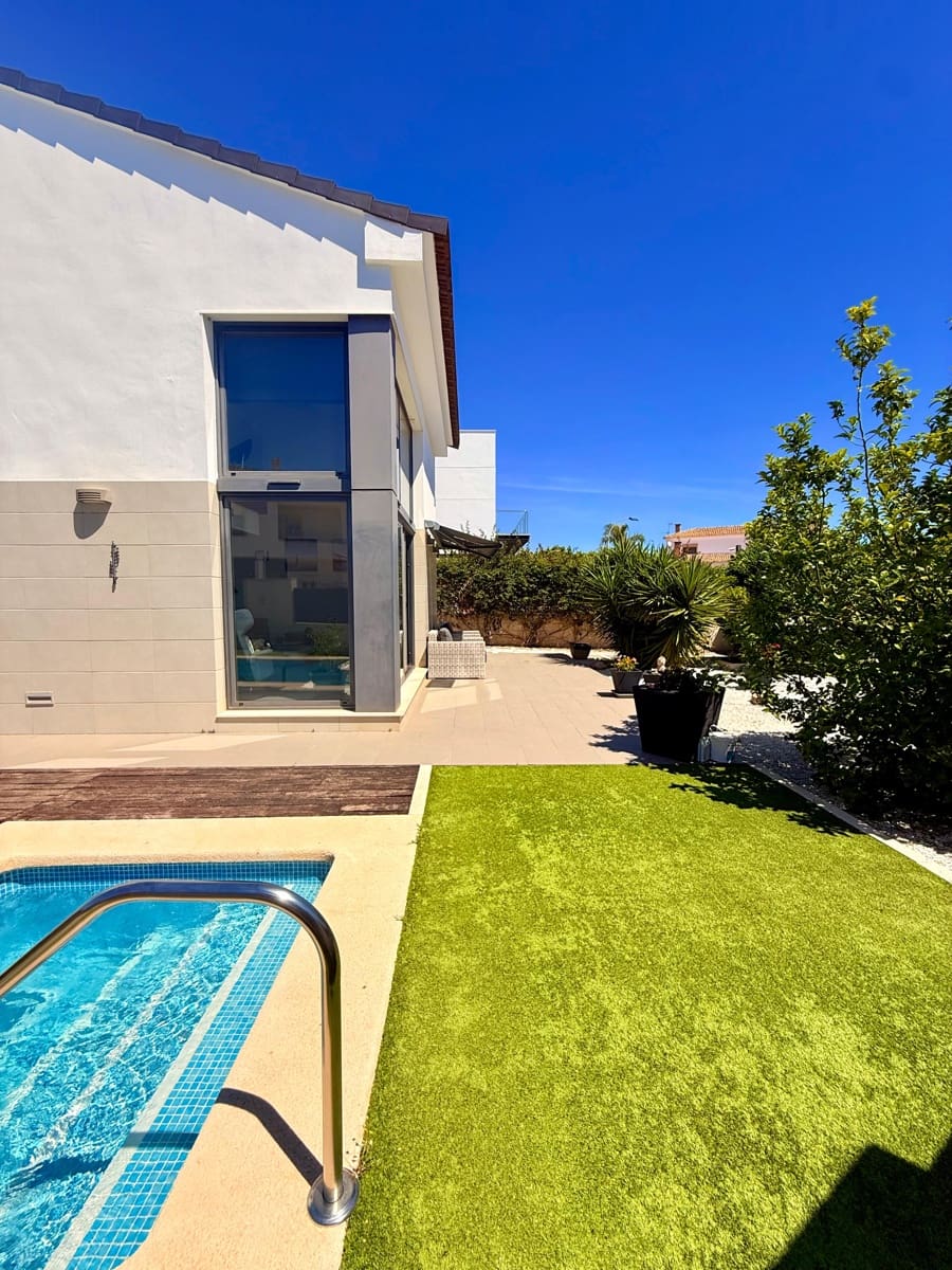 2 camera da letto Casa in vendita in Santiago de la Ribera con piscina - 439.000 € (Rif: 9875446)