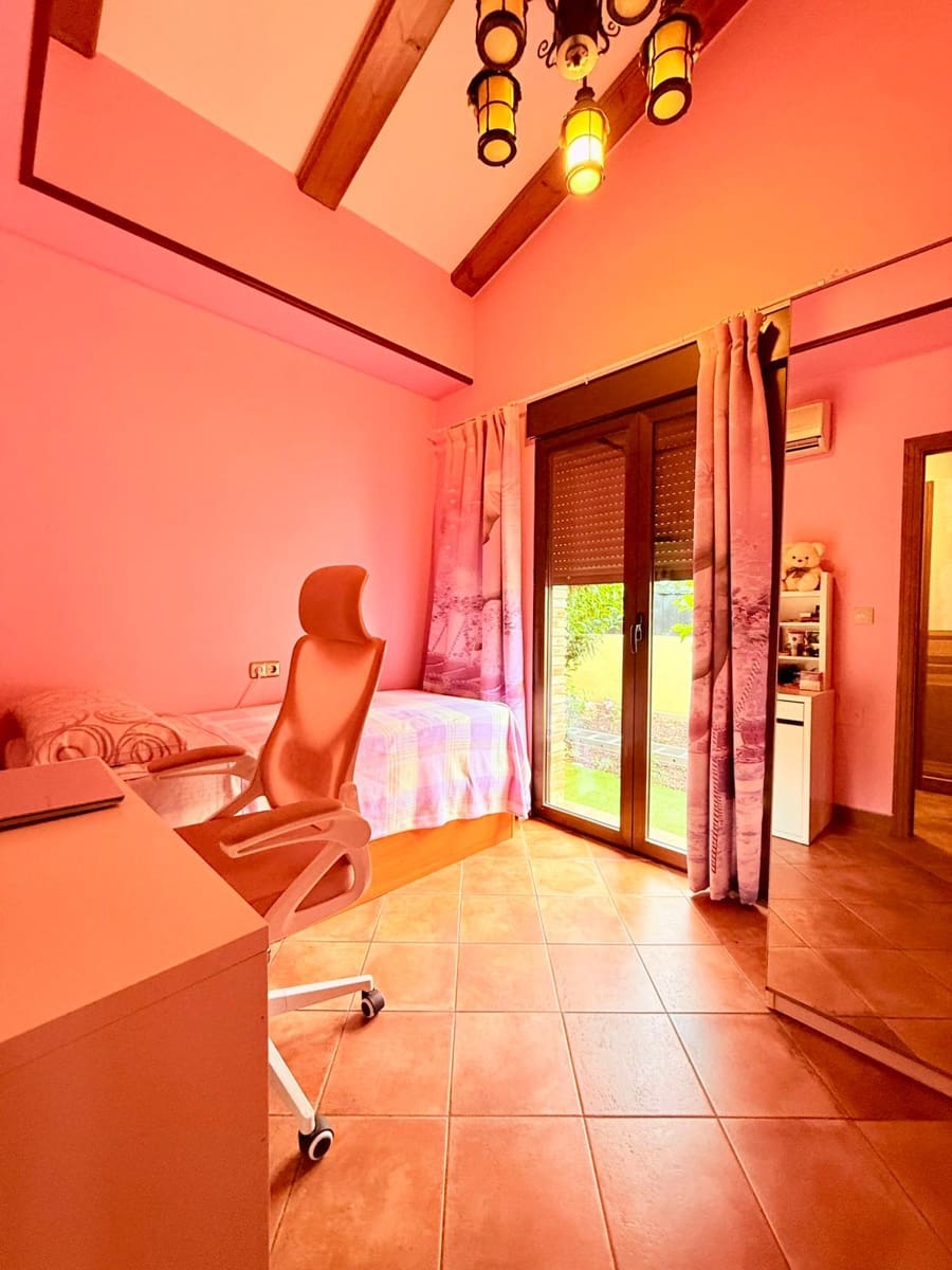 4 camera da letto Villa in vendita in Bigastro con piscina - 339.000 € (Rif: 9877598)