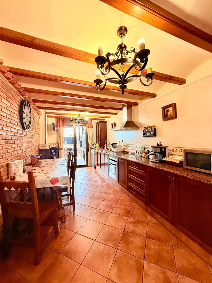 4 camera da letto Villa in vendita in Bigastro con piscina - 339.000 € (Rif: 9877598)