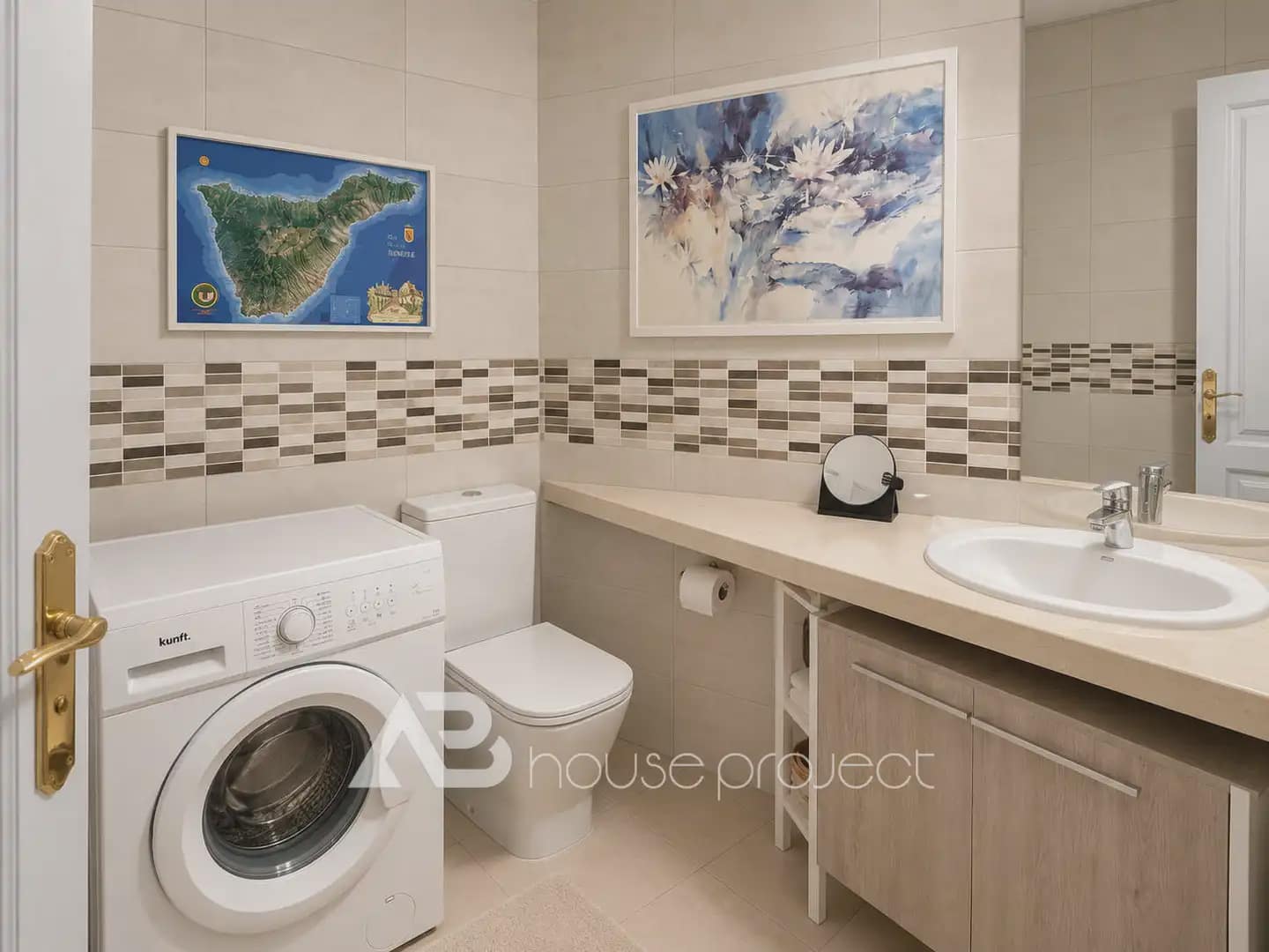 Estudio en San Miguel de Abona en venta con piscina garaje - 150.000 € (Ref: 10000608)