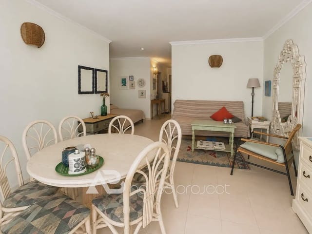 Estudio en San Miguel de Abona en venta con piscina garaje - 150.000 € (Ref: 10000608)