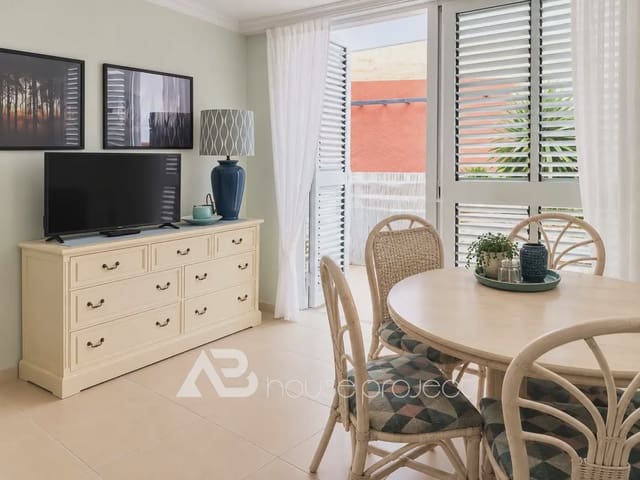 Estudio en San Miguel de Abona en venta con piscina garaje - 150.000 € (Ref: 10000608)