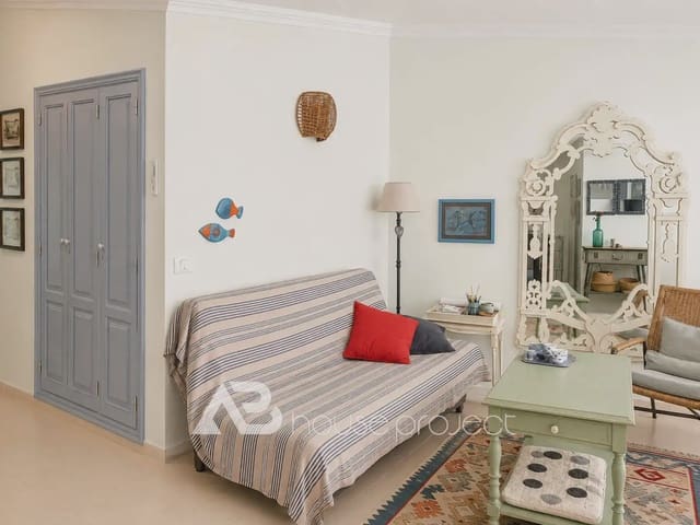Estudio en San Miguel de Abona en venta con piscina garaje - 150.000 € (Ref: 10000608)