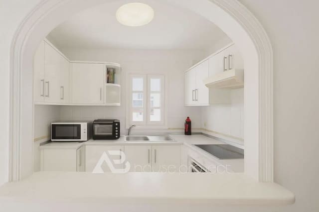 1 bedroom Flat for sale in Torviscas Centro y Alto, Adeje with pool garage - € 320,000 (Ref: 10029629)