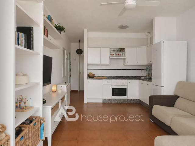 1 bedroom Flat for sale in Torviscas Centro y Alto, Adeje with pool - € 235,000 (Ref: 10029631)